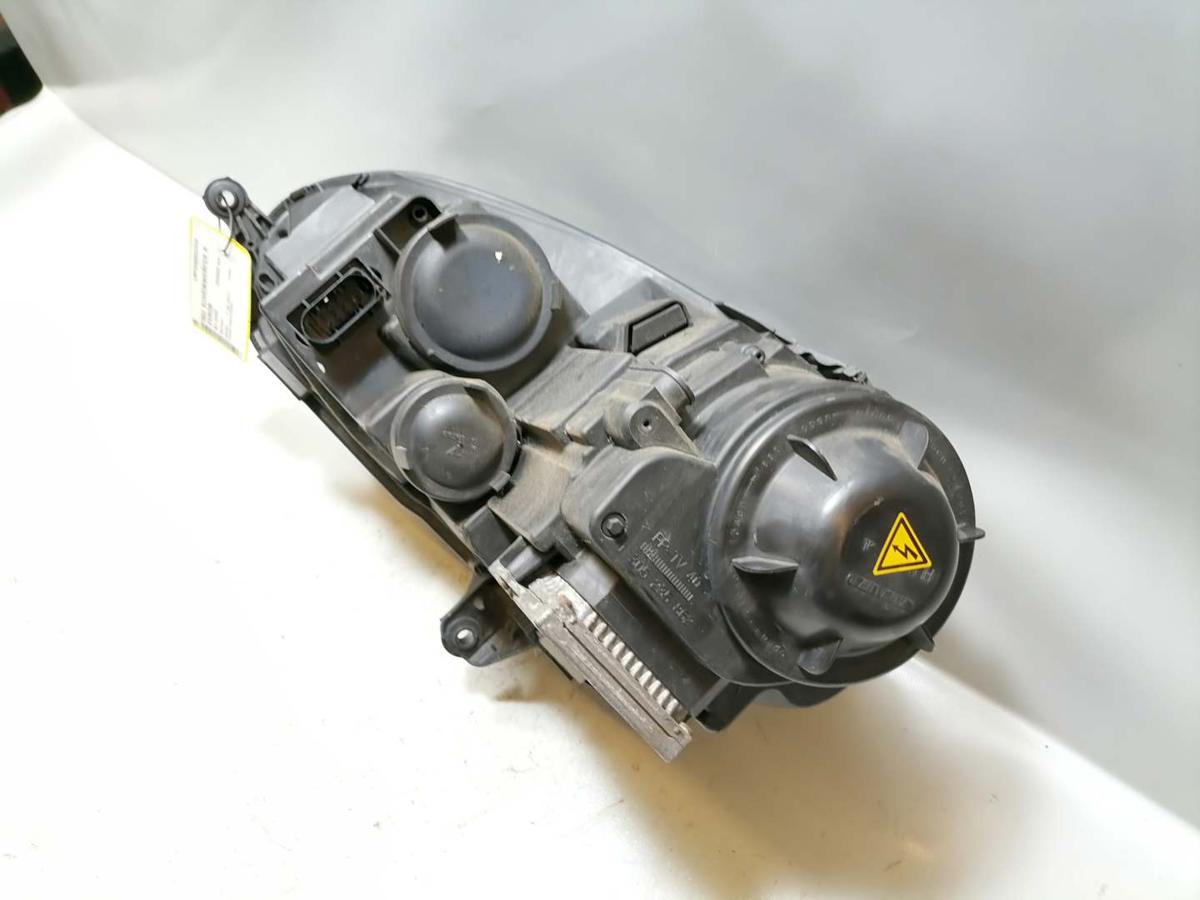 VW Golf 5 1K original Xenonscheinwerfer vorn rechts Bj.2008 leicht vergilbt VW Golf 5 1K original Xenonscheinwerfer vorn rechts Bj.2008 leicht vergilbt